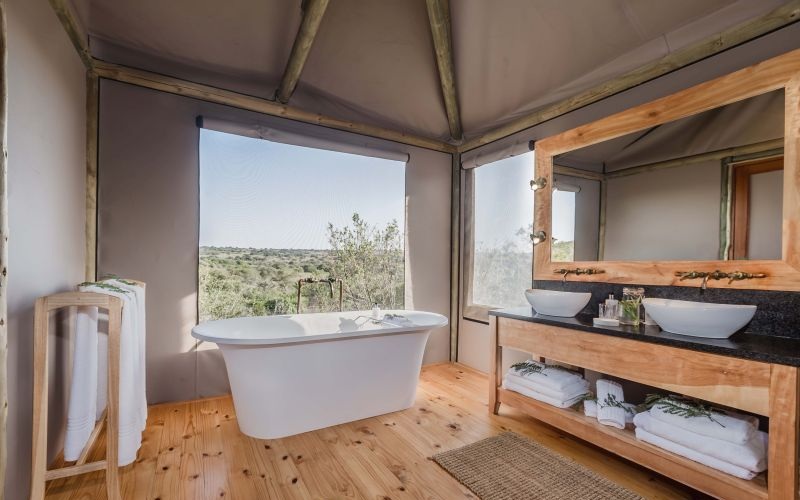 Hlosi  Lodge 27